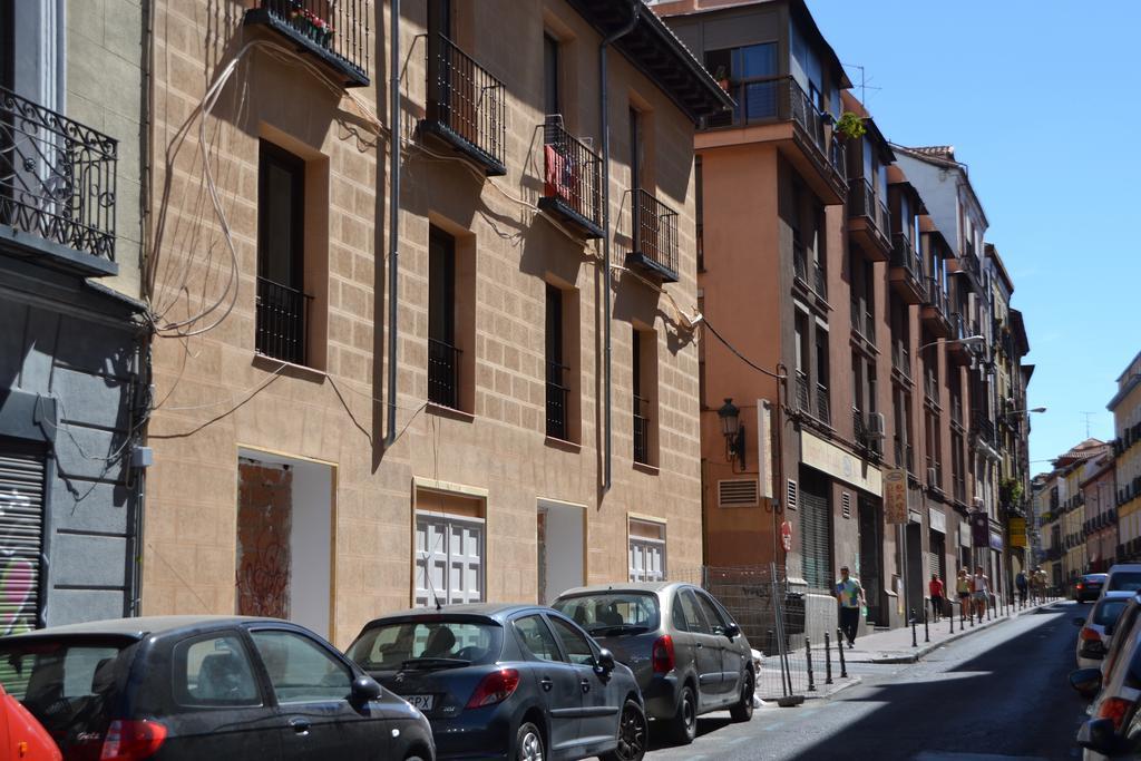 Appartement Apartamento Antonio à Madrid Extérieur photo
