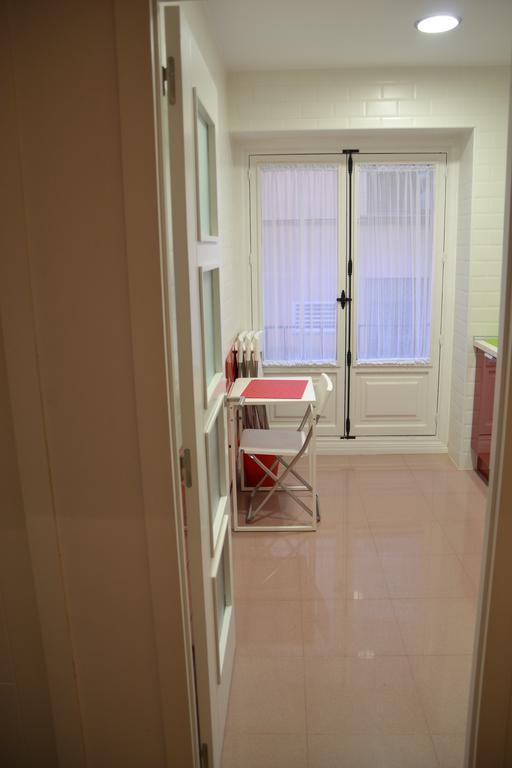 Appartement Apartamento Antonio à Madrid Extérieur photo
